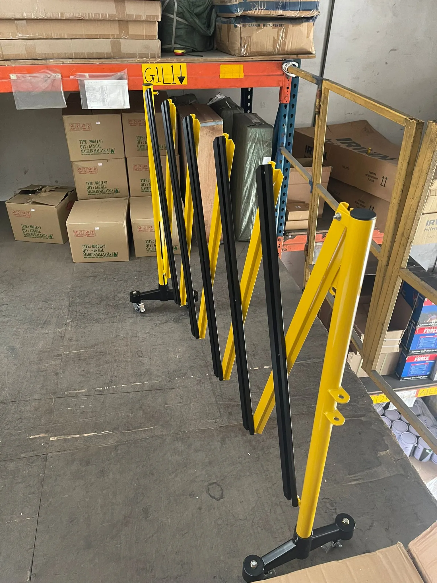 AIKO Steel Expandable Barricade with Wheel | Model : GATE-7615-