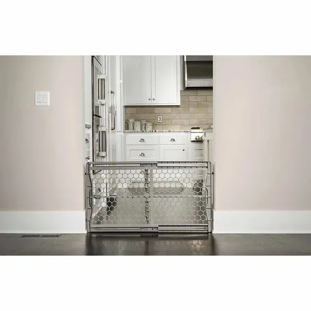 Regalo Plastic Expandable Safety Gate - 106 x 60 cm (Grey)